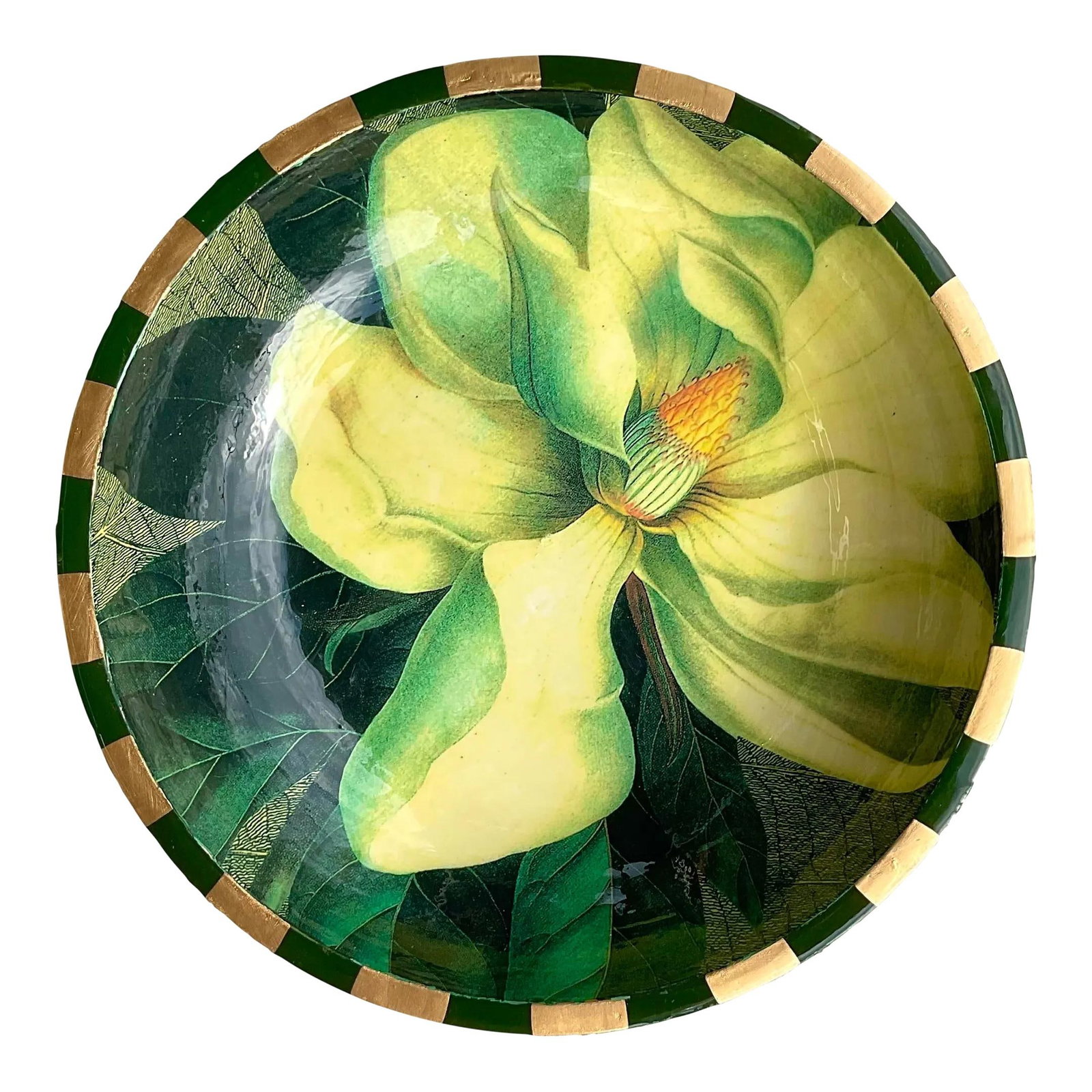 Vintage 80s Boho Lacquered Magnolia Bowl Army Green: Vintage 80s Boho Lacquered Magnolia Bowl Army Green This stunning vintage decorative wooden bowl features a beautiful magnolia design with a high-gloss lacquered finish, perfect for adding a touch of 