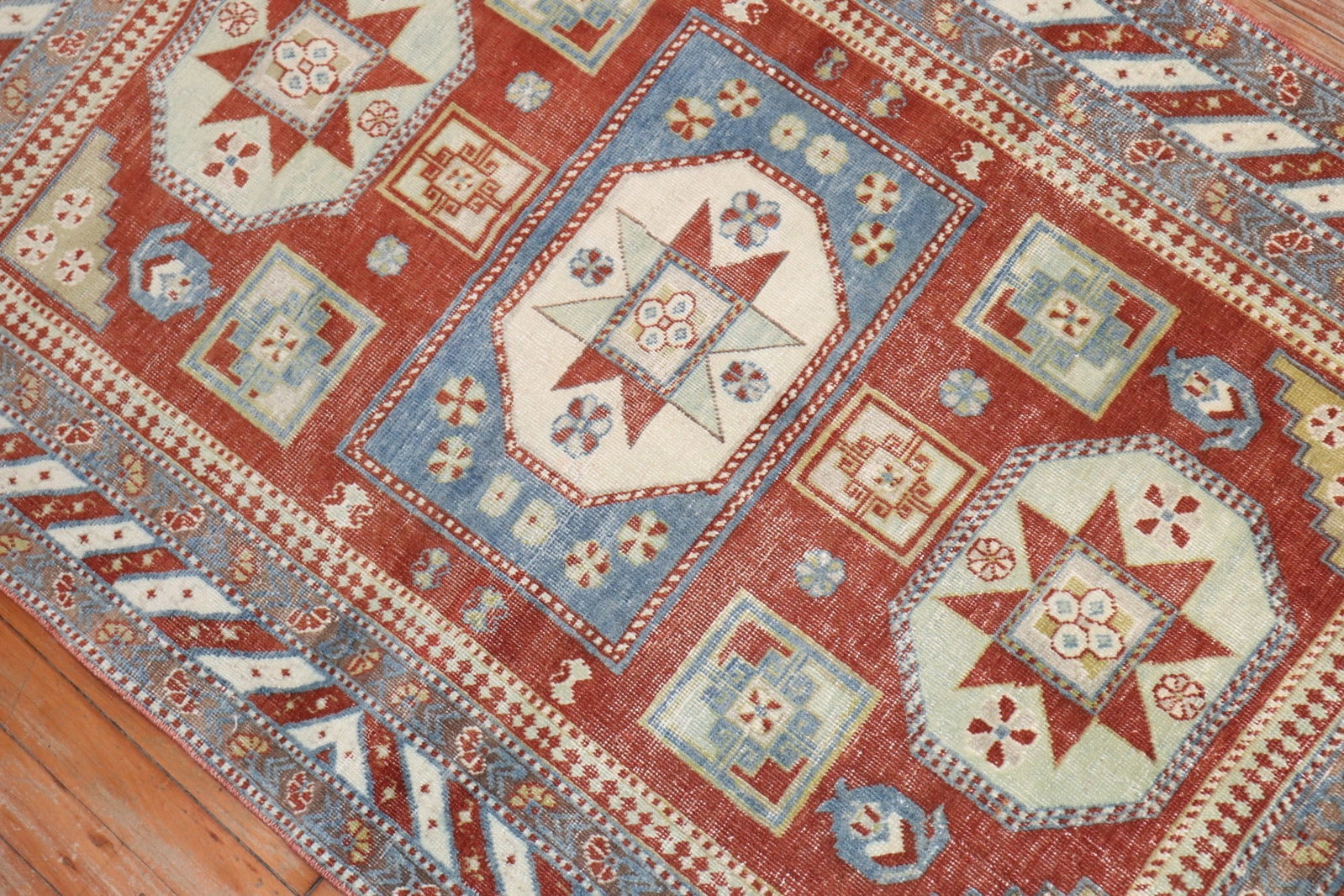 3' 1" x 4' 9" Caucasian scatter rug 1930s: 3' 1" x 4' 9" Caucasian scatter rug 1930s Vintage Caucasian scatter-size rug from the 1930s. This pre-owned small rug offers a classic Caucasian design in a versatile size. Specifications Title: Vinta