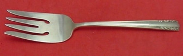 Alvin Chapel Bells Sterling Silver Vintage Serving Fork 7.25 Inch: Alvin Chapel Bells Sterling Silver Vintage Serving Fork 7.25 Inch This vintage serving fork, crafted by Alvin, features the elegant Chapel Bells pattern. Measuring 7 1/4 inches, this sterling silver c