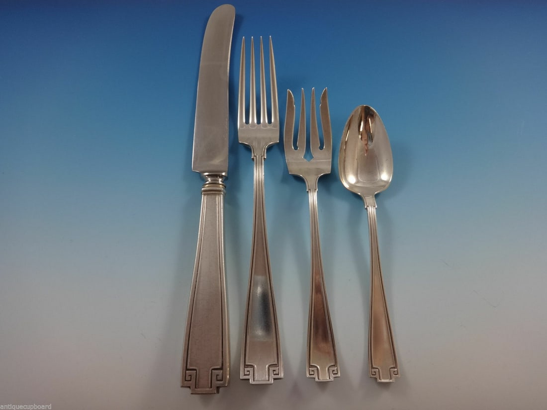 4pc Gorham Etruscan Sterling Silver Place Setting Regular Size: 4pc Gorham Etruscan Sterling Silver Place Setting Regular Size Etruscan by Gorham is a 4-piece regular size place setting in sterling silver. The set includes one regular knife, one regular fork, one 