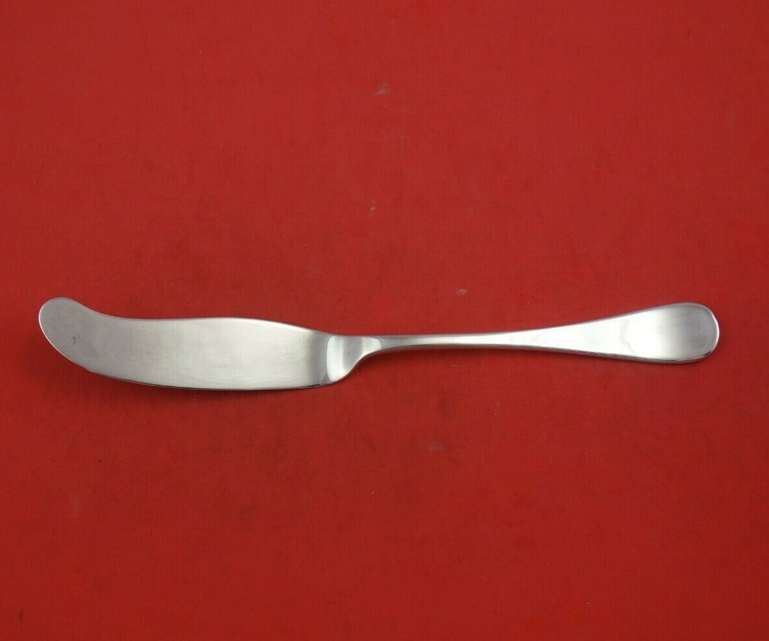 Tiffany & Co Salem Sterling Silver Fish Knife 8 1/4 Inch: Tiffany & Co Salem Sterling Silver Fish Knife 8 1/4 Inch This elegant fish knife from the Salem pattern by Tiffany & Co. showcases exquisite craftsmanship in sterling silver. Measuring 8 1/4 inches, t