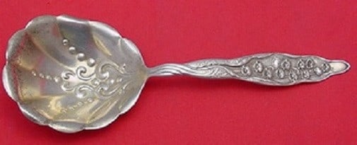 Whiting Sterling Silver Berry Spoon Lily of the Valley 7 3/4 Inch: Whiting Sterling Silver Berry Spoon Lily of the Valley 7 3/4 Inch This exquisite serving spoon features the elegant 'Lily of the Valley' pattern by Whiting, crafted from high-quality sterling silver. 