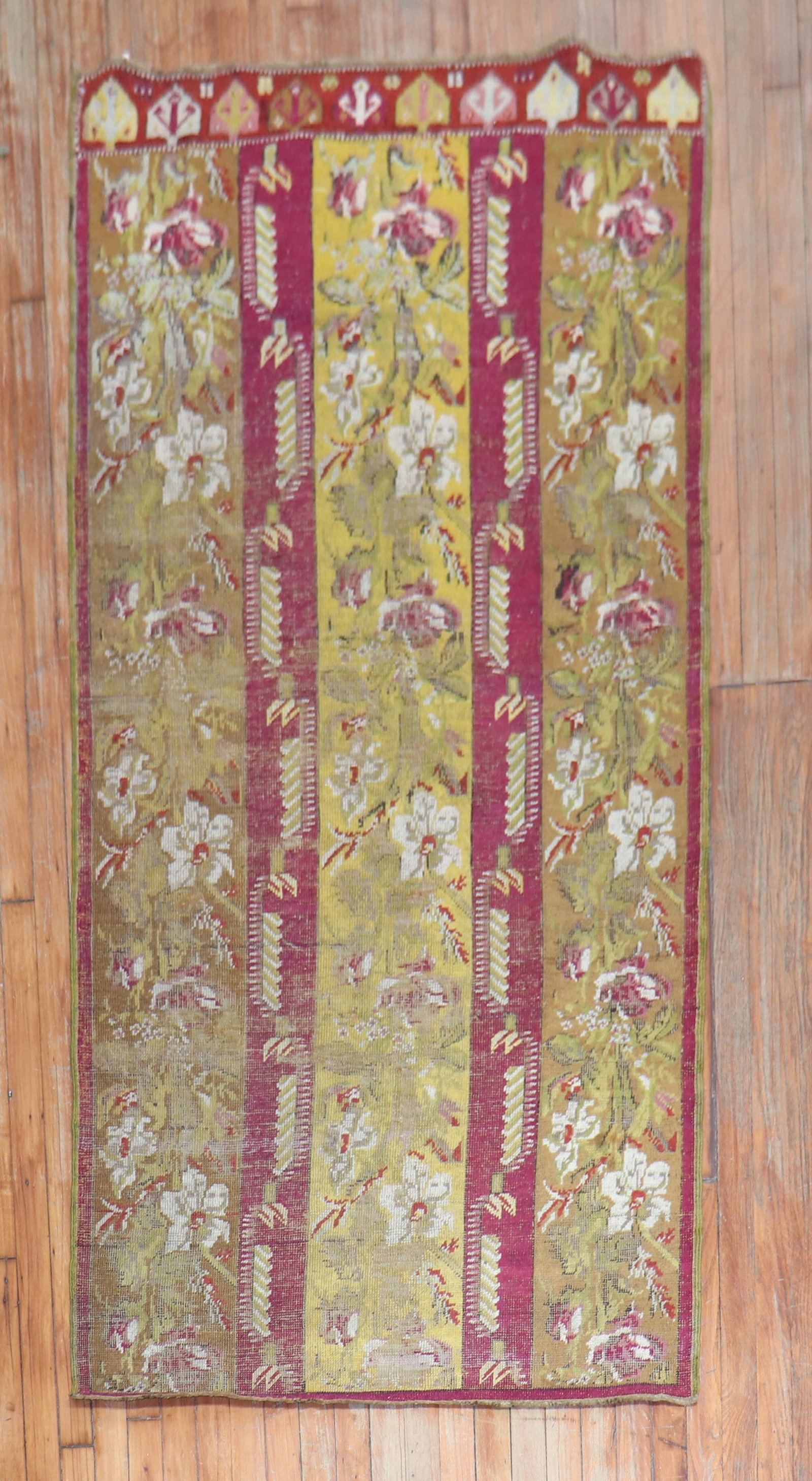 3' 6" x 7' Turkish Mudjur Small Runner late 19th century (1 of 7)