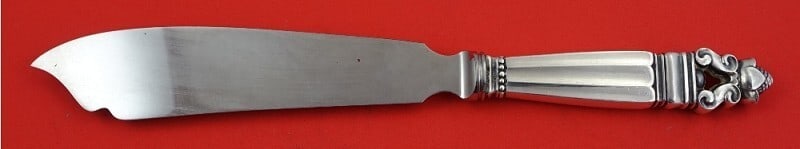 Georg Jensen Acorn Sterling Silver Cake Knife 9.5 Inch: Georg Jensen Acorn Sterling Silver Cake Knife 9.5 Inch This exquisite cake knife from the Acorn pattern by Georg Jensen features a beautifully crafted sterling silver hollow handle complemented by a d