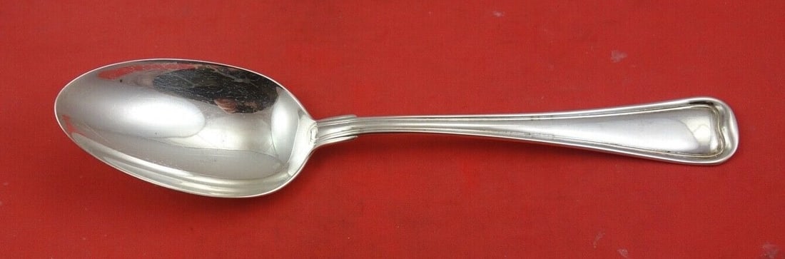 Gorham Old French Sterling Silver Serving Spoon 8 5/8 Vintage Flatware: Gorham Old French Sterling Silver Serving Spoon 8 5/8 Vintage Flatware This exquisite serving spoon is a vintage piece from Gorham, crafted in sterling silver. With a length of 8 5/8 inches, it featur