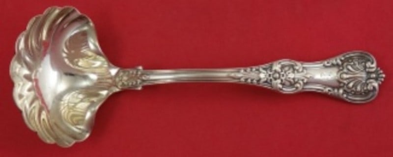 Sterling Silver Gravy Ladle English King Pattern by Tiffany 7.25 Inch Shell Bowl: Sterling Silver Gravy Ladle English King Pattern by Tiffany 7.25 Inch Shell Bowl This is a Tiffany & Co. sterling silver gravy ladle featuring the English King pattern and a distinctive shell bowl des