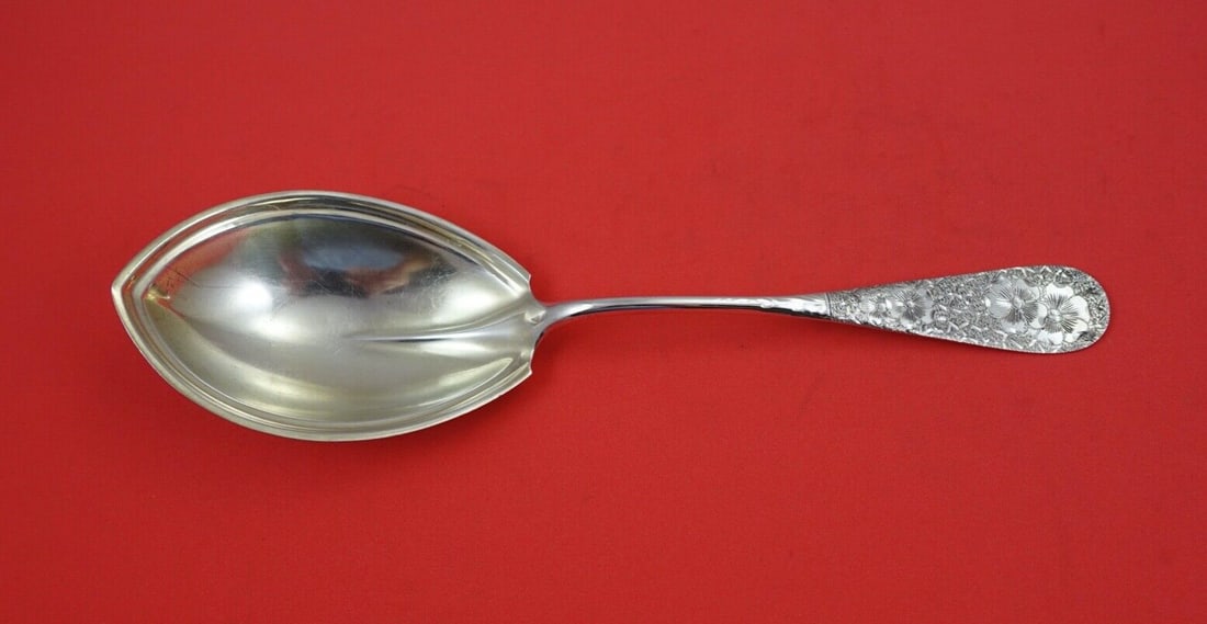 Whiting Sterling Silver Pudding Spoon Antique Engraved Various 8 3/4": Whiting Sterling Silver Pudding Spoon Antique Engraved Various 8 3/4" This exquisite pudding spoon features the Antique Engraved Various pattern by Whiting, crafted from high-quality sterling silver. 