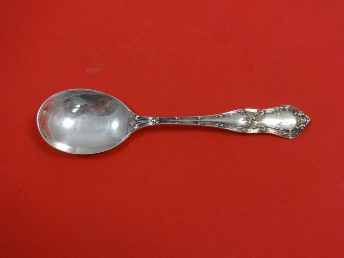 Shiebler Gothic Sterling Silver 7 Inch Gumbo Soup Spoon: Shiebler Gothic Sterling Silver 7 Inch Gumbo Soup Spoon This exquisite 7" gumbo soup spoon is part of the Gothic pattern by Shiebler, crafted from high-quality sterling silver. Dating back to the peri