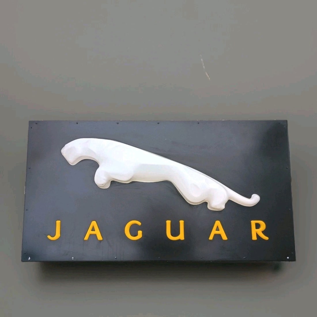 54 Inch Illuminated Jaguar Dealer Showroom Advertising Sign (1 of 18)