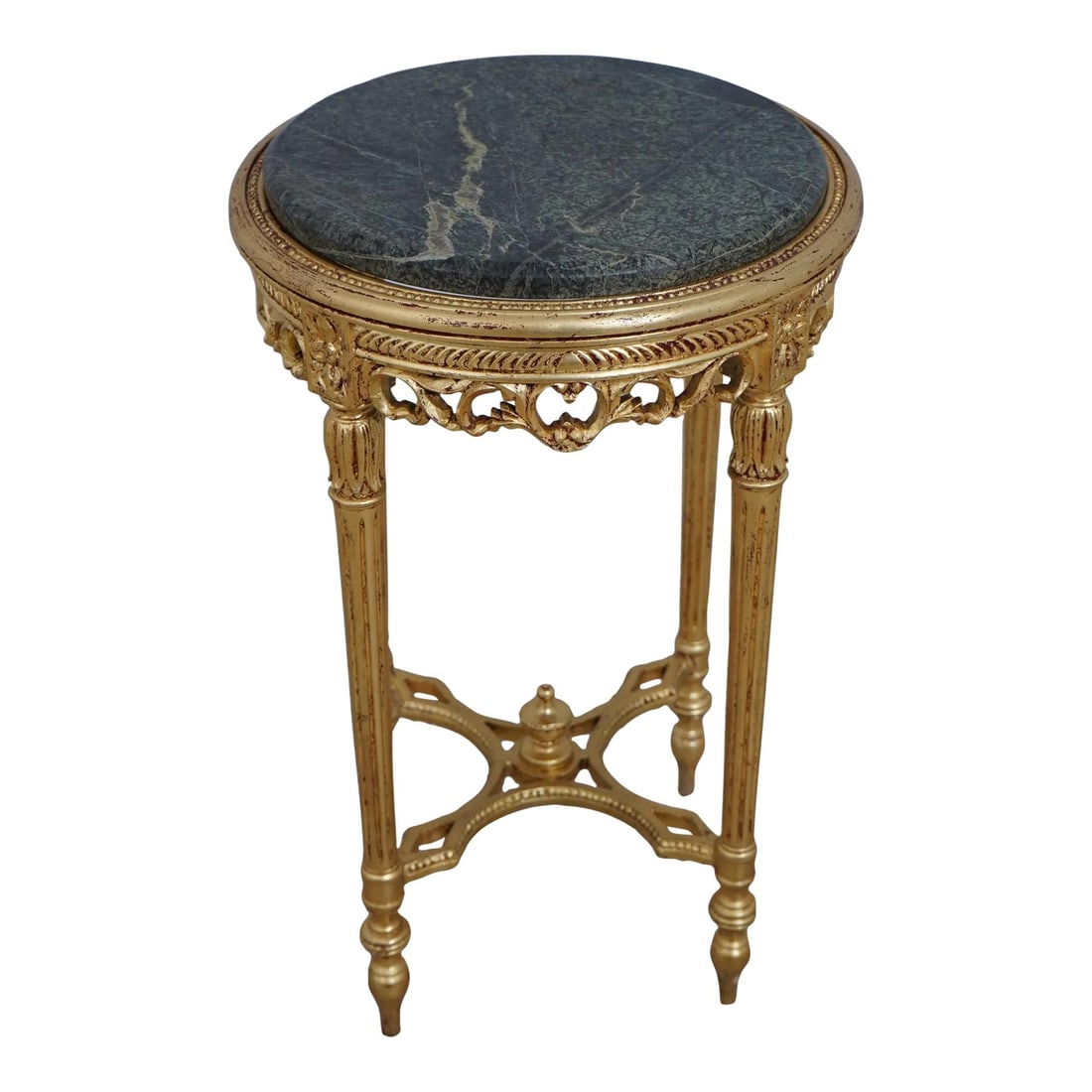 French Louis XV Style Gold Gilt Lamp Table with Green Marble Top: French Louis XV Style Gold Gilt Lamp Table with Green Marble Top This exquisite French Louis XV Style Round Lamp Table features a luxurious gold gilt finish and a stunning green marble top. Crafted wi