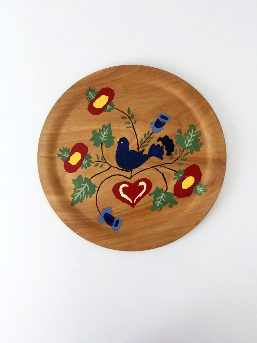 Vintage Hand Painted Wooden Plate 14.125 Inch Tole Style Bird Floral: Vintage Hand Painted Wooden Plate 14.125 Inch Tole Style Bird Floral This vintage hand-painted wooden plate showcases a charming tole style design featuring a bird and floral motifs. The plate is in g