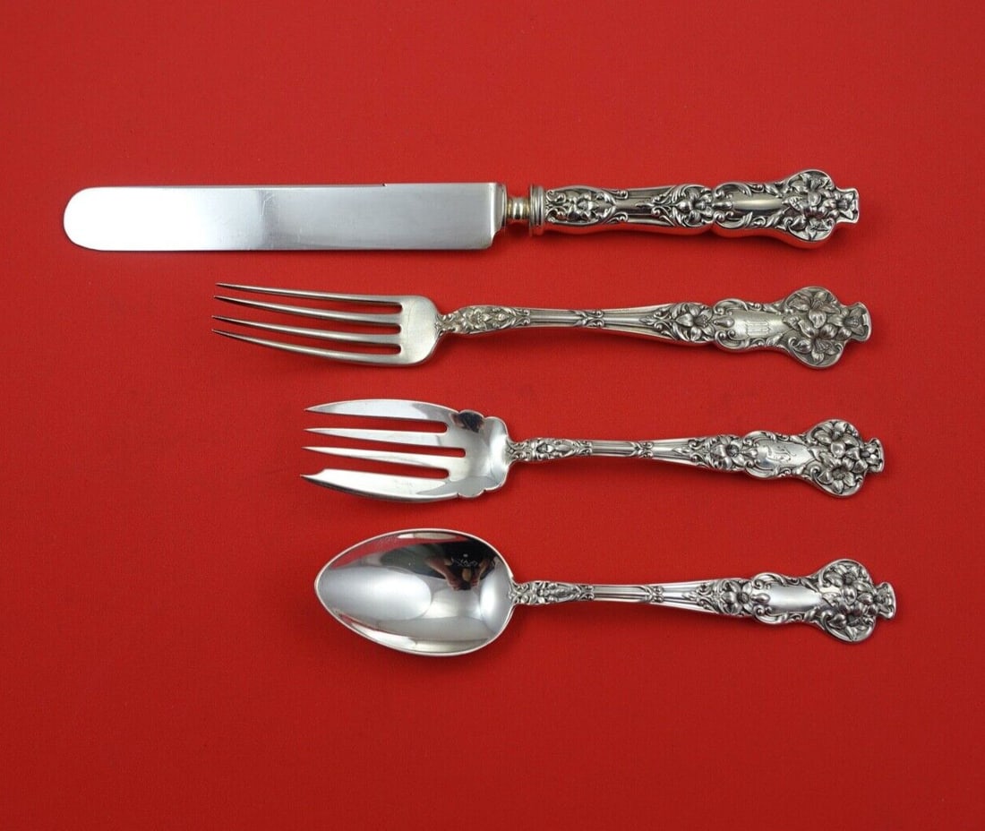 Watson Bridal Flower Sterling Silver 4pc Place Setting: Watson Bridal Flower Sterling Silver 4pc Place Setting Enhance your dining experience with this exquisite 4-piece place setting from the Bridal Flower pattern by Watson. Crafted from high-quality ster