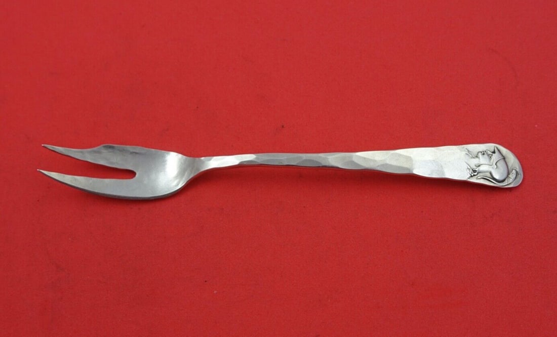 Shiebler Medallion Etruscan Sterling Silver Cheese Fork 2-Tine Warrior 5 3/8": Shiebler Medallion Etruscan Sterling Silver Cheese Fork 2-Tine Warrior 5 3/8" This exquisite Sterling Silver Cheese Fork features the Medallion pattern, also known as Etruscan or Homeric, by the renow