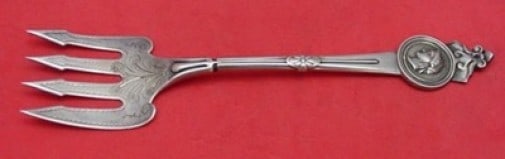 Gorham Medallion Sterling Silver Sardine Fork 5.75 Brite-Cut: Gorham Medallion Sterling Silver Sardine Fork 5.75 Brite-Cut This exquisite sardine fork from Gorham features the elegant Medallion pattern, showcasing a stunning Brite-Cut design on the tines. Crafte