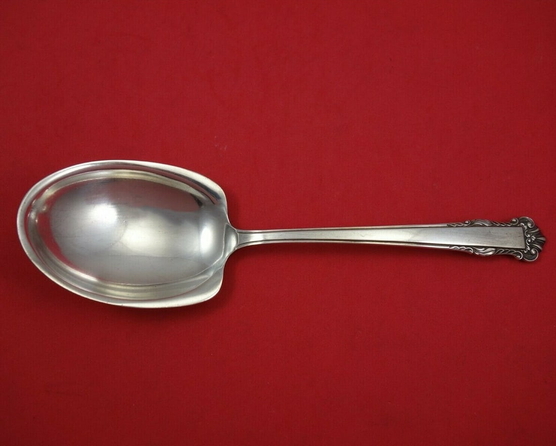 Lunt English Shell Sterling Silver Berry Spoon 8 3/4 Vintage Serving (1 of 2)