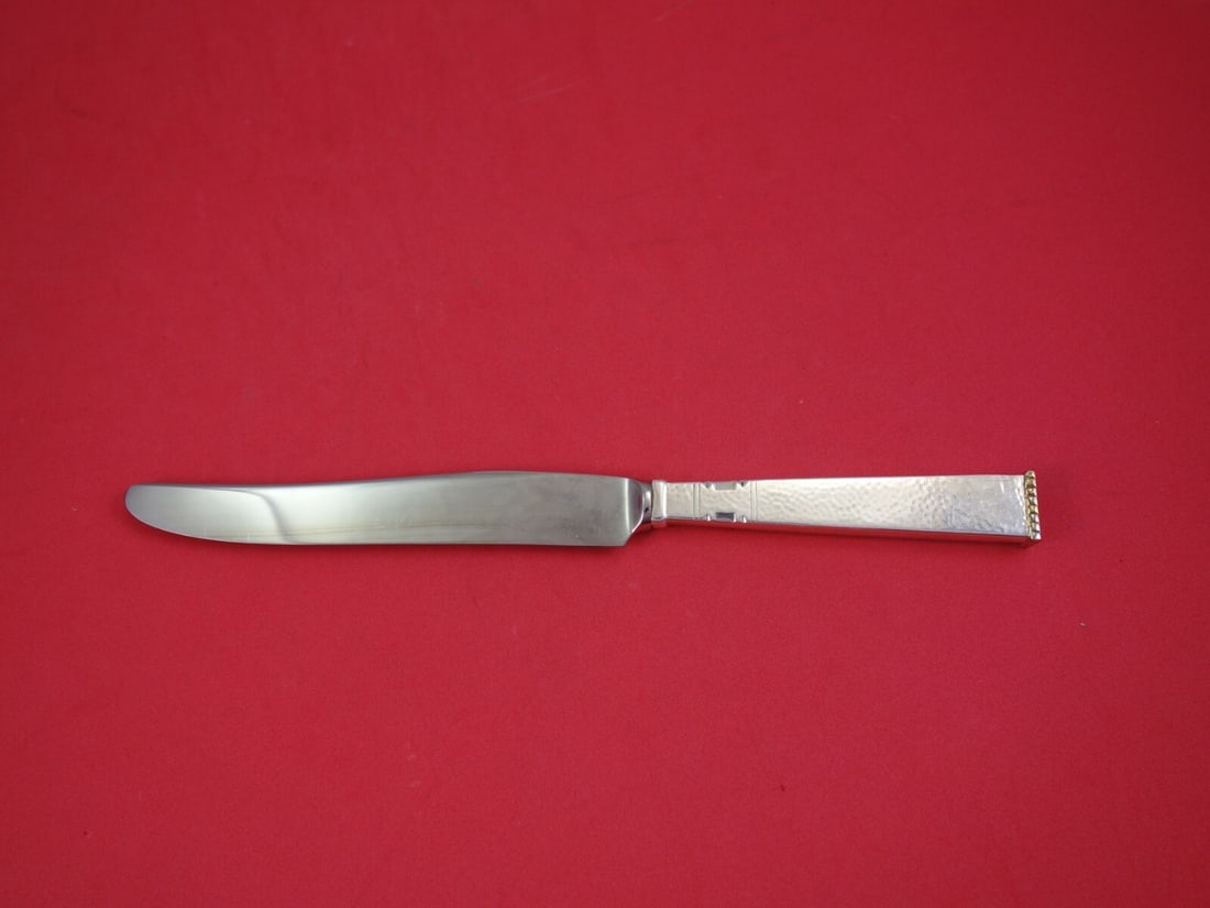 Old Newbury Crafters Karen Gold Accents Sterling Silver Dinner Knife 9.5": Old Newbury Crafters Karen Gold Accents Sterling Silver Dinner Knife 9.5" This exquisite dinner knife features the elegant Karen Gold Accents pattern by Old Newbury Crafters. Crafted from high-quality