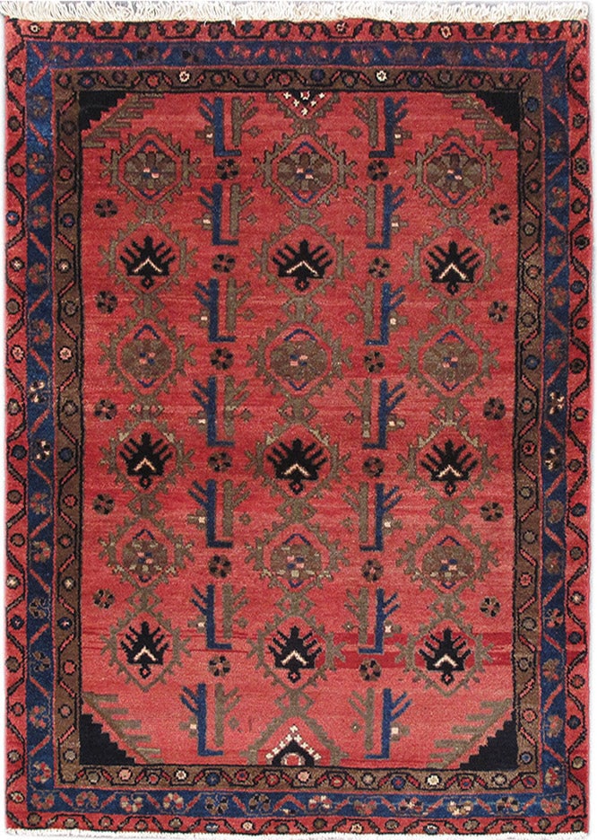 3.7 x 5 Pinkish Red Persian Hamadan Wool Tribal Rug Hand Knotted: 3.7 x 5 Pinkish Red Persian Hamadan Wool Tribal Rug Hand Knotted Free continental US Shipping This 3.7 x 5 Persian Hamadan tribal rug showcases traditional Iranian village artistry with a distinctive 
