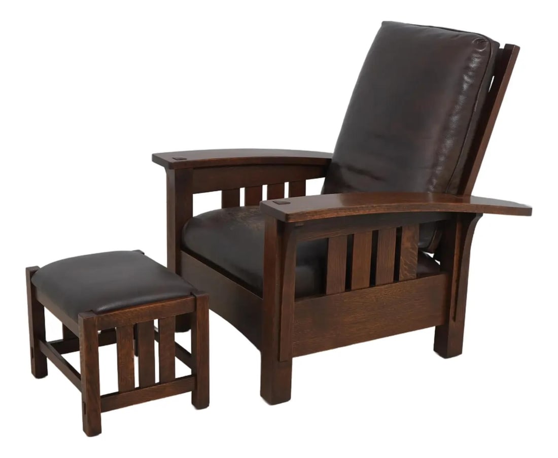 Stickley oak Morris chair with ottoman and brown leather: Stickley oak Morris chair with ottoman and brown leather Stickley Mission oak Morris chair with matching ottoman, featuring quality oak construction and brown tooled leather in an Arts & Crafts style.