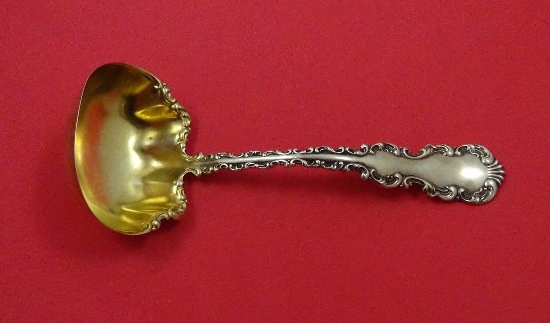 Whiting Louis XV Sterling Silver Gravy Ladle Gold Washed 7.25": Whiting Louis XV Sterling Silver Gravy Ladle Gold Washed 7.25" This elegant gravy ladle features the exquisite Louis XV pattern by Whiting, crafted from high-quality sterling silver with a luxurious g
