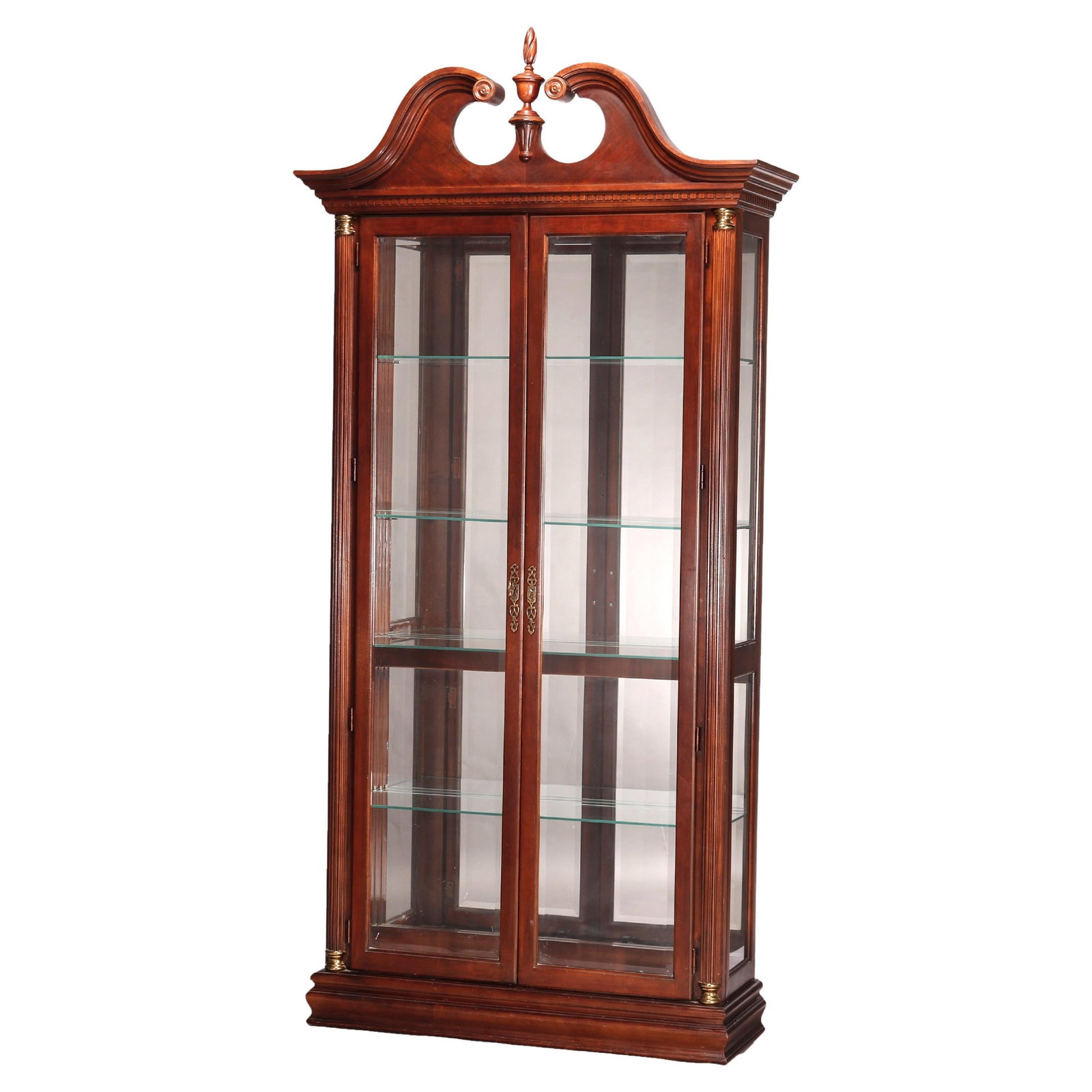 Pulaski Federal Style Mahogany Mirrored Display Cabinet 20th Century: Pulaski Federal Style Mahogany Mirrored Display Cabinet 20th Century This exquisite Federal Style Carved Mahogany Mirrored Display Cabinet embodies classic elegance and craftsmanship. Constructed from
