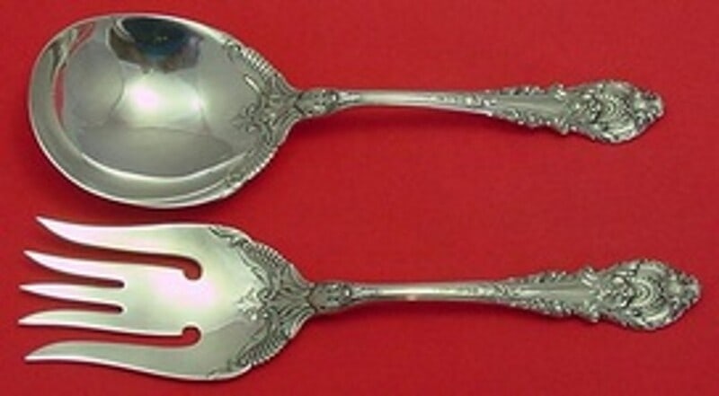 Wallace Sir Christopher Sterling Silver Salad Serving Set 9 1/4": Wallace Sir Christopher Sterling Silver Salad Serving Set 9 1/4" Enhance your dining experience with the Sir Christopher Salad Serving Set by Wallace, crafted from all-sterling silver. This elegant se