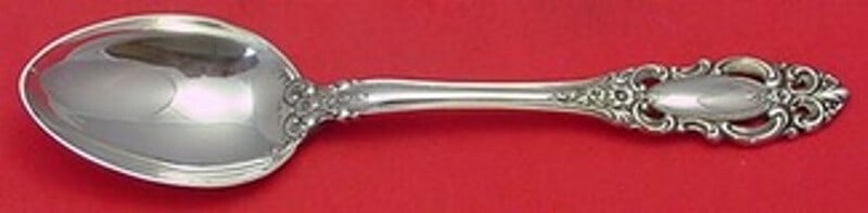 Towle Grand Duchess Sterling Silver Serving Spoon 8 5/8 Vintage: Towle Grand Duchess Sterling Silver Serving Spoon 8 5/8 Vintage This exquisite serving spoon from Towle features the elegant Grand Duchess pattern, crafted from high-quality sterling silver. Measuring