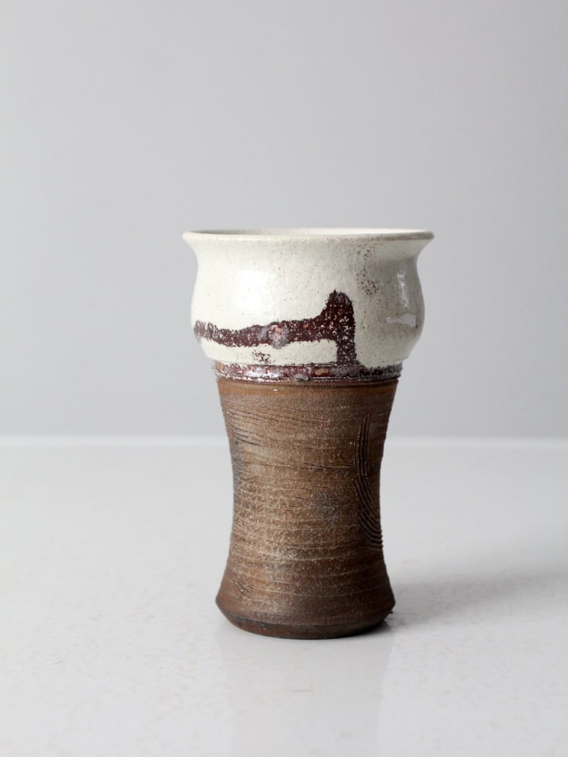 1973 Vintage Mud Junction Pottery Vase Handmade Etched Design (1 of 10)