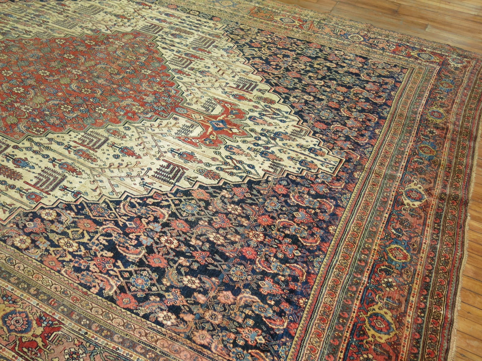 9' x 13' 10" Persian Bidjar Room Rug early 20th Century (1 of 7)