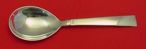 Georg Jensen Blok Acadia Sterling Silver Berry Serving Spoon 7 3/4": Georg Jensen Blok Acadia Sterling Silver Berry Serving Spoon 7 3/4" Georg Jensen Blok - Acadia sterling silver berry spoon, measuring 7 3/4 inches. It is not monogrammed and is in excellent pre-owned 