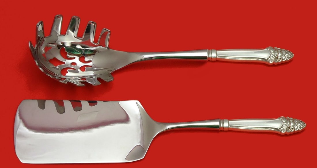 2pc Gorham Sovereign Old Sterling Hostess Set Pasta and Lasagna Servers: 2pc Gorham Sovereign Old Sterling Hostess Set Pasta and Lasagna Servers A two-piece hostess serving set in the Sovereign Old pattern by Gorham. The set features sterling silver custom-made hollow hand