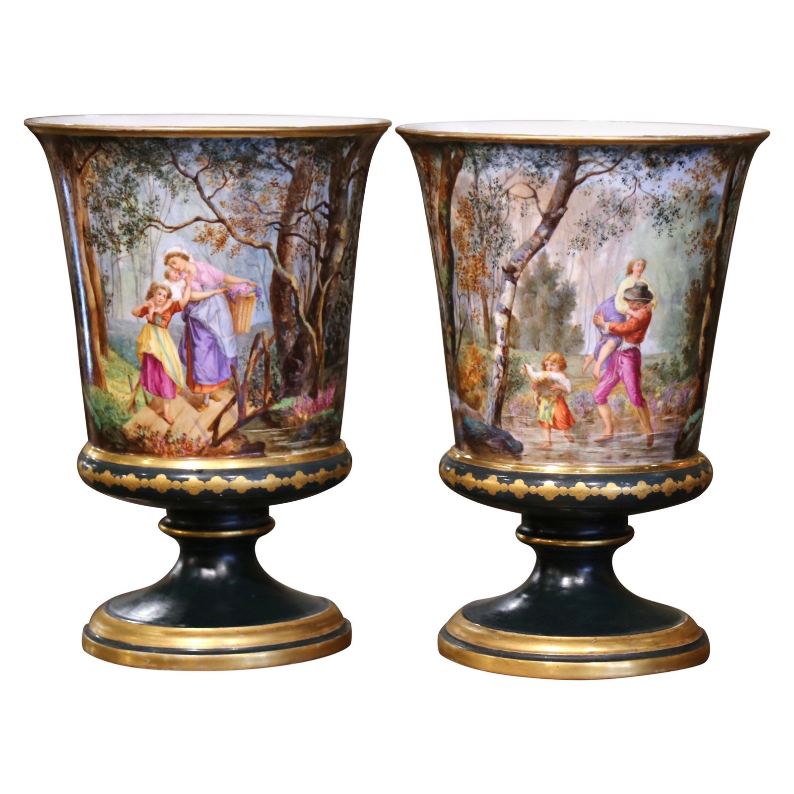 Set of 2 19th Century French Neoclassical Hand-Painted Porcelain Vases: Set of 2 19th Century French Neoclassical Hand-Painted Porcelain Vases This exquisite pair of 19th Century French Neoclassical vases, attributed to Porcelaine de Paris, is a stunning addition to your 