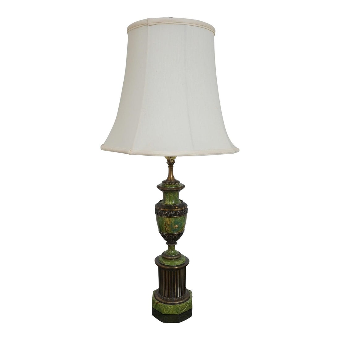 Vintage Neoclassical Green Faux Marble Urn Lamp 33 Inches Tall: Vintage Neoclassical Green Faux Marble Urn Lamp 33 Inches Tall Illuminate your space with this stunning Vintage Neoclassical Green Faux Marble Painted Lamp. This exquisite lamp features a beautifully 