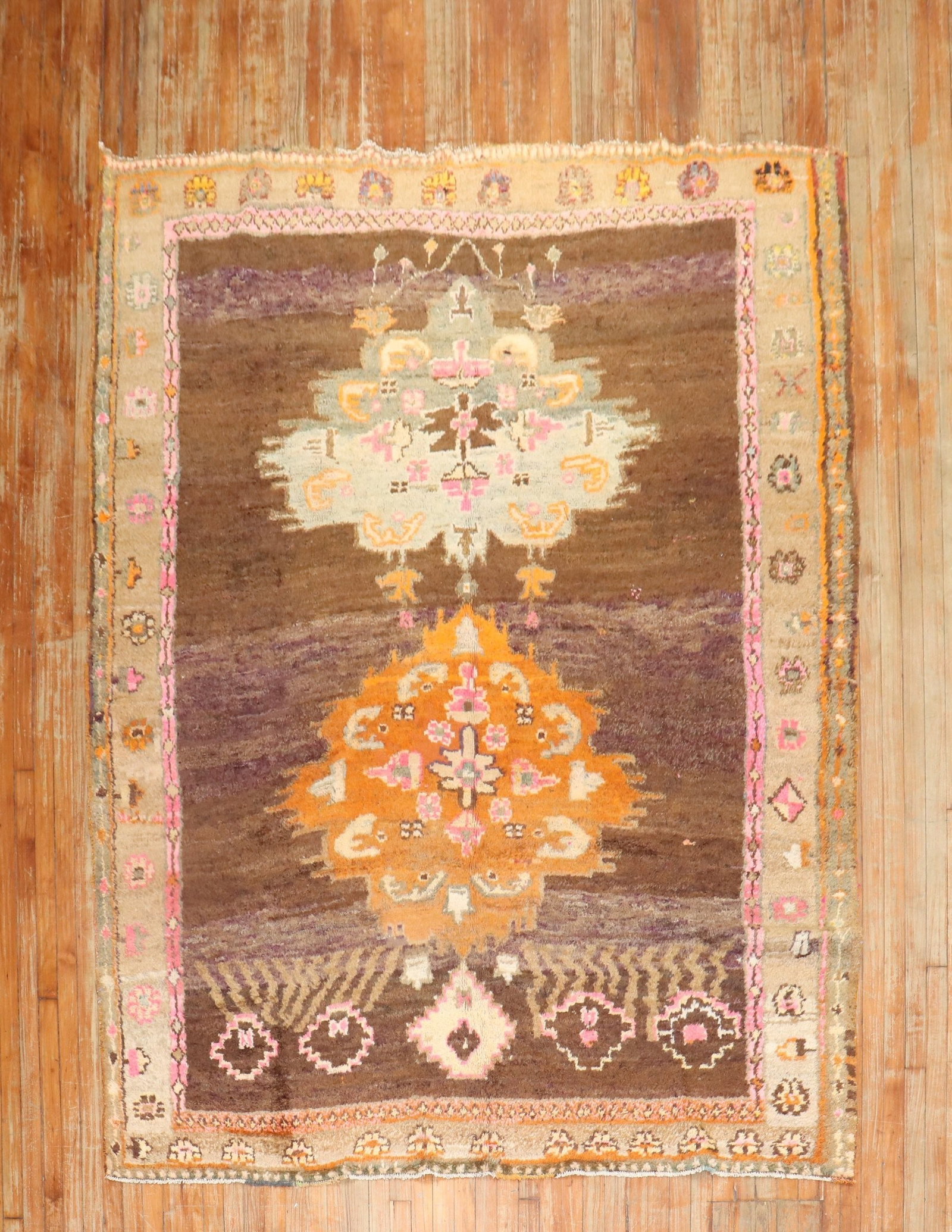 7' x 9' 4" 20th Century Kars Rug Floral Motif: 7' x 9' 4" 20th Century Kars Rug Floral Motif Vintage Kars carpet featuring a floral motif design. This 20th century piece is offered in pre-owned condition. Specifications Item Type: Carpet Style: Fl