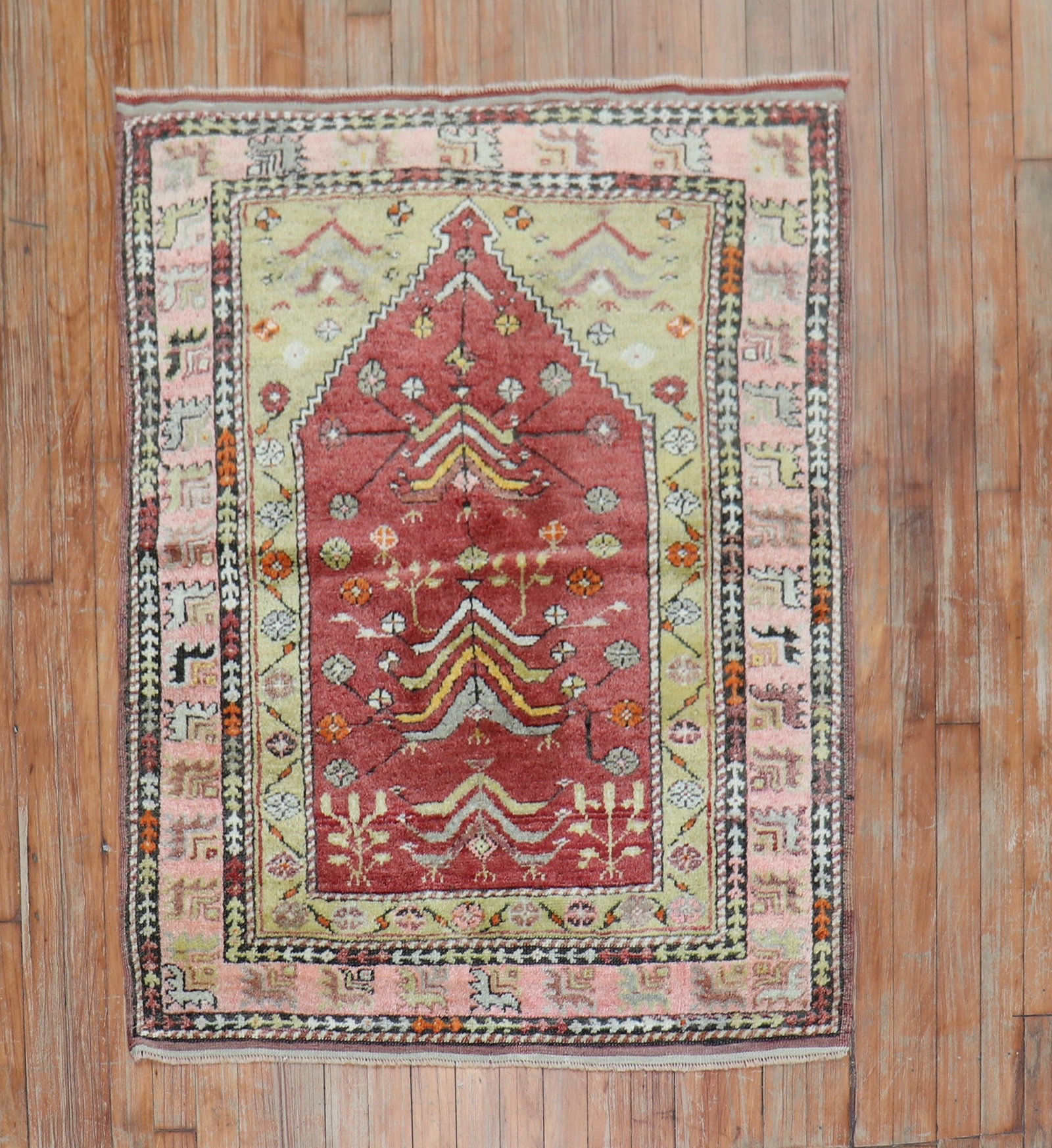 3' 2" x 3' 9" Anatolian Prayer Niche Rug 1930s: 3' 2" x 3' 9" Anatolian Prayer Niche Rug 1930s Vintage Anatolian prayer niche rug with a small square format and a geometric design. This pre-owned rug dates to the 1930s. Specifications Type: Anatoli