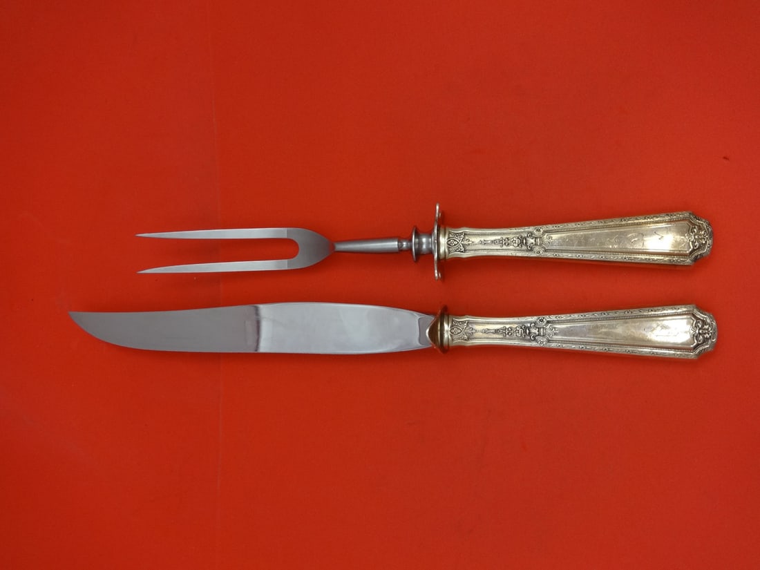 Towle Sterling Silver Louis XIV 2-Piece Roast Carving Set: Towle Sterling Silver Louis XIV 2-Piece Roast Carving Set This elegant 2-piece roast carving set features the classic Louis XIV pattern by Towle, crafted from high-quality sterling silver. The set inc