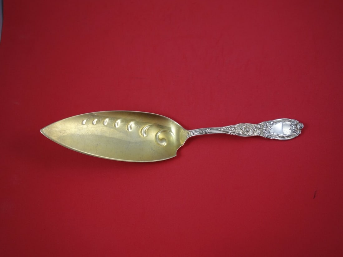 Tiffany Chrysanthemum Sterling Silver Gold Washed Fish Server 12 1 4: Tiffany Chrysanthemum Sterling Silver Gold Washed Fish Server 12 1 4 This is a Tiffany & Co. Chrysanthemum pattern sterling silver fish server featuring a gold-washed blade with an ornate design. Made