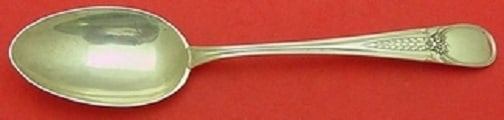 Blackinton Flowered Antique Sterling Silver Serving Spoon 8.5" Vintage: Blackinton Flowered Antique Sterling Silver Serving Spoon 8.5" Vintage This exquisite Flowered Antique Serving Spoon by Blackinton showcases timeless elegance and craftsmanship. Made from high-quality