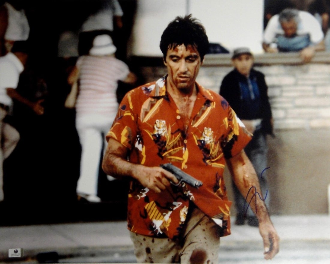 Al Pacino Signed 16x20 Photo Scarface Heat Global Authentics: Al Pacino Signed 16x20 Photo Scarface Heat Global Authentics This stunning 16x20 photograph features Al Pacino, hand-signed and authenticated by Global Authentics (GAI). The image captures the iconic 