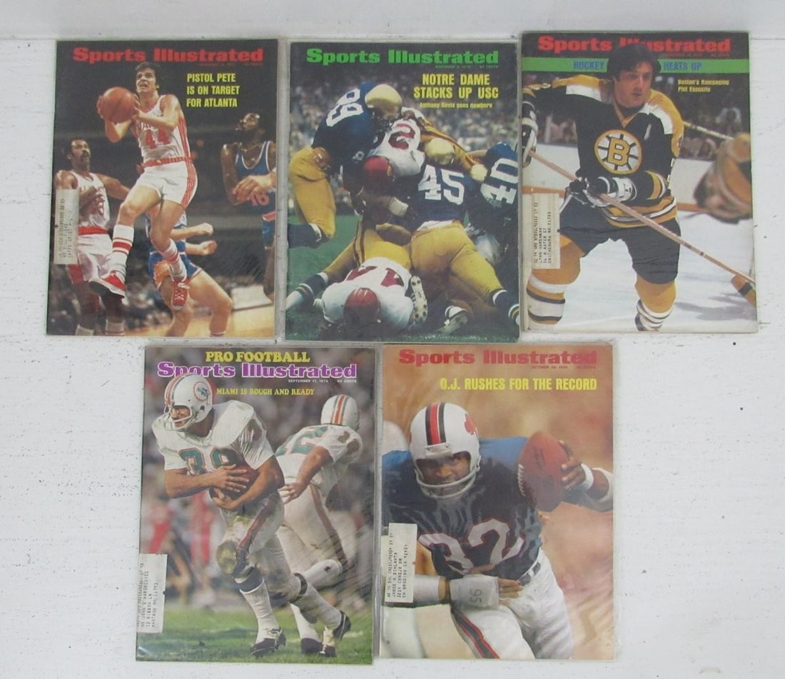 Set of 50 1973 Sports Illustrated Magazines With Simpson and Tarkenton Covers: Set of 50 1973 Sports Illustrated Magazines With Simpson and Tarkenton Covers This lot includes 50 issues of Sports Illustrated magazines from 1973, featuring covers of O.J. Simpson and Fran Tarkenton