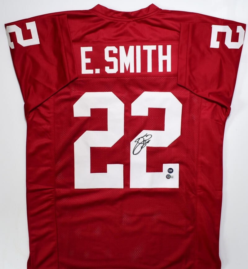 Signed Emmitt Smith Arizona Cardinals Red Jersey Beckett Hologram: Signed Emmitt Smith Arizona Cardinals Red Jersey Beckett Hologram Autographed Emmitt Smith red pro style jersey featuring the Arizona Cardinals team name. The jersey is marked as original, signed, and