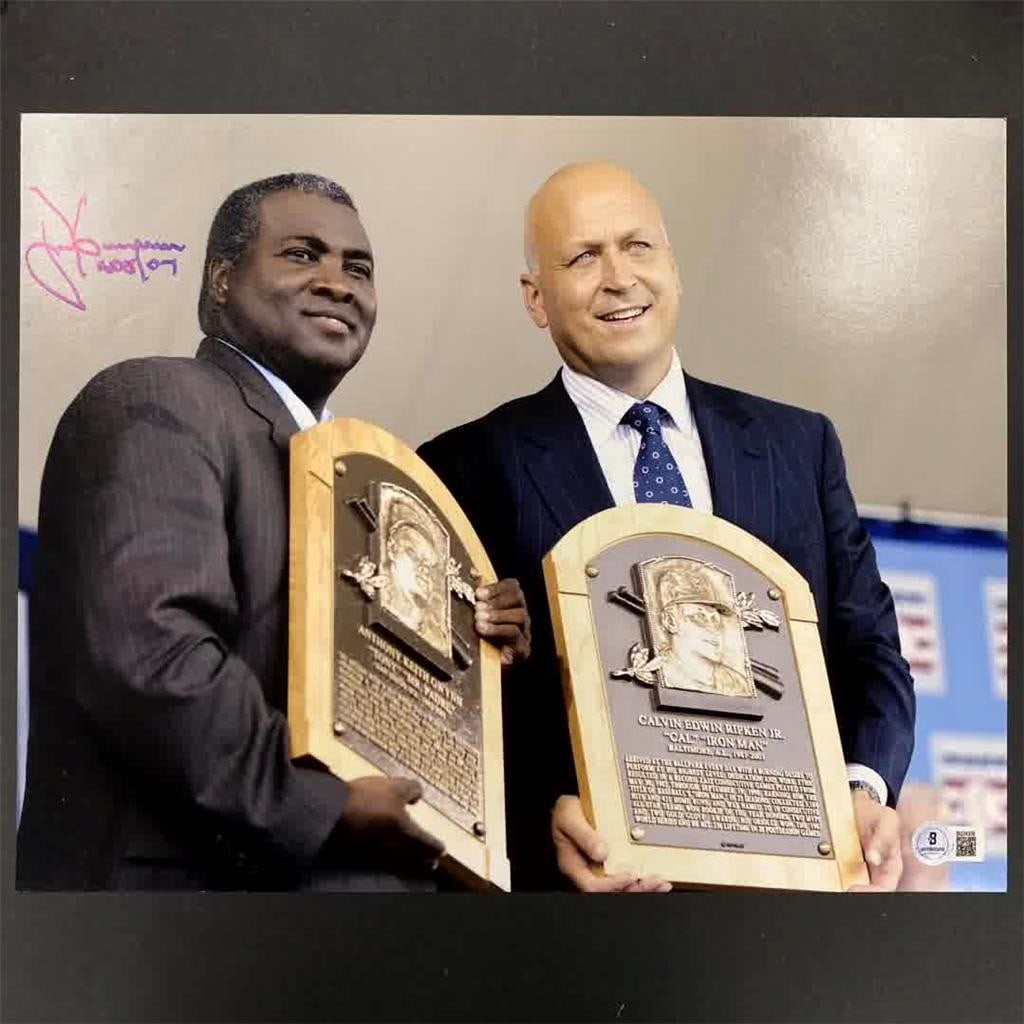 Autographed 11x14 Photo Tony Gwynn Sr HOF 07 Inscription Beckett Authenticated (1 of 3)