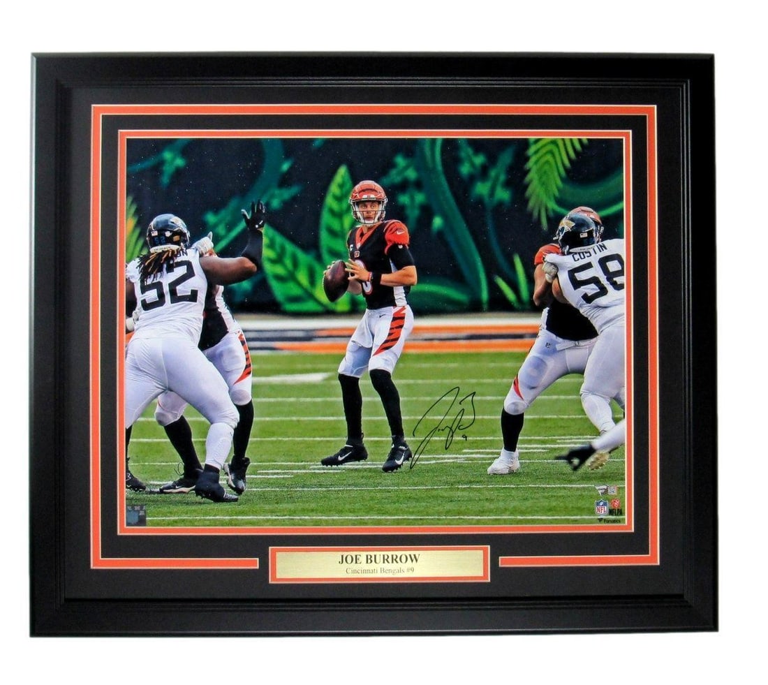 Framed 16x20 Joe Burrow Autographed Bengals Photo with Fanatics Authentication (1 of 4)