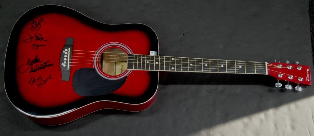 The Lovin' Spoonful Band Autographed Guitar John Sebastian Joe Butler Steve Boone GAI Authenticated: The Lovin' Spoonful Band Autographed Guitar John Sebastian Joe Butler Steve Boone GAI Authenticated This is an original autographed guitar from The Lovin' Spoonful Band, featuring the signatures of Jo