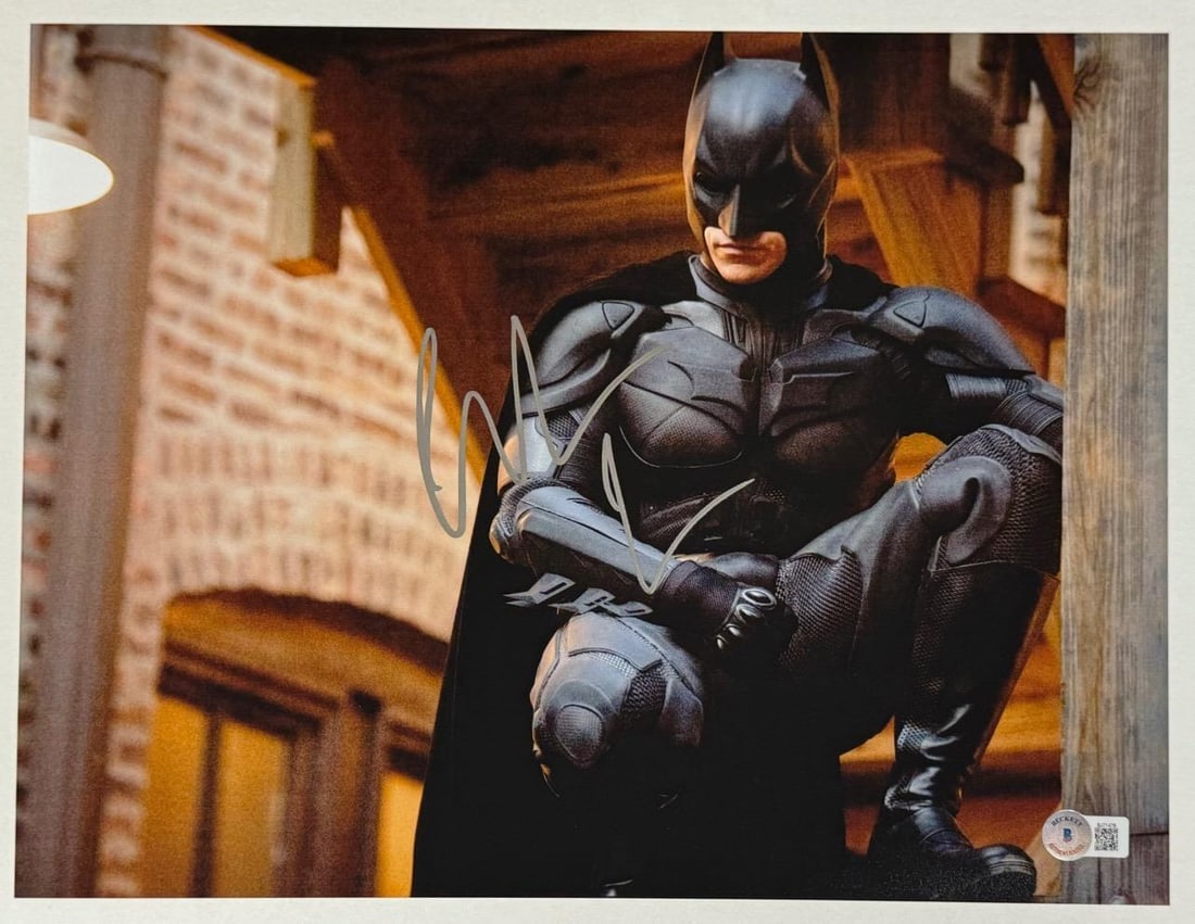 11x14 The Dark Knight Batman photo signed by Christian Bale Beckett authenticated: 11x14 The Dark Knight Batman photo signed by Christian Bale Beckett authenticated This is an original 11x14 photograph from the film Batman: The Dark Knight, personally signed by Christian Bale. The a