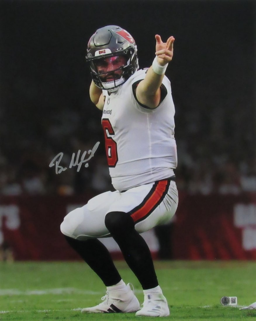 Baker Mayfield Signed 16x20 Photo Tampa Bay Buccaneers Beckett Authenticated (1 of 3)
