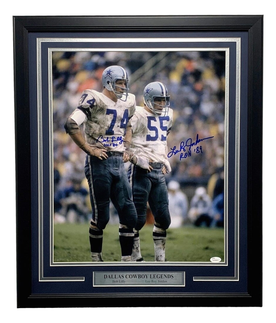 Bob Lilly Autographed 16x20 Framed Photo Cowboys HOF JSA: Bob Lilly Autographed 16x20 Framed Photo Cowboys HOF JSA This is a framed 16x20 photo featuring the legendary Bob Lilly, a prominent player of the Dallas Cowboys. This item is signed, with the autogra