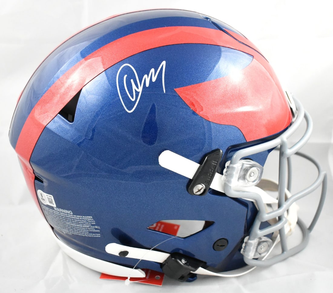 Beckett Witness Signed Abdul Carter New York Giants Speedflex Helmet: Beckett Witness Signed Abdul Carter New York Giants Speedflex Helmet Autographed New York Giants full-size alternate SpeedFlex helmet signed by Abdul Carter. This original football collectible is a pr