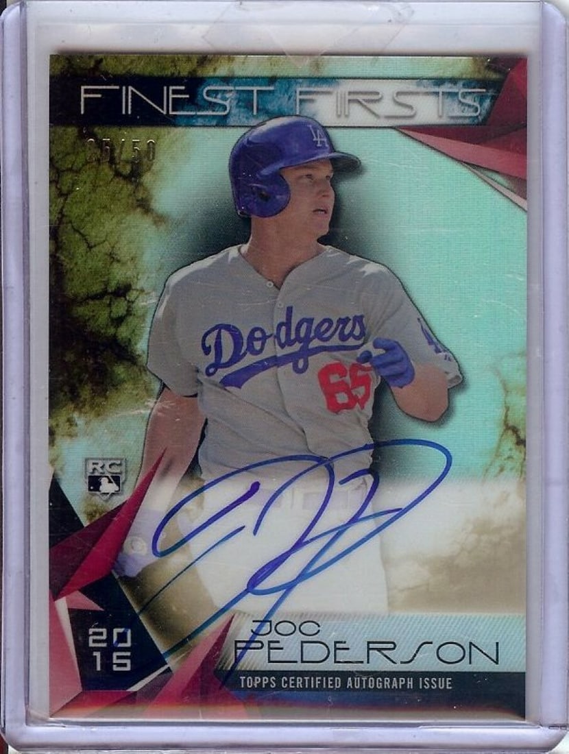 Joc Pederson 2015 Topps Finest RC Auto Gold Refractor #JP 05/50 Dodgers: Joc Pederson 2015 Topps Finest RC Auto Gold Refractor #JP 05/50 Dodgers This is a 2015 Topps Finest Baseball Card featuring Joc Pederson, a talented player from the Los Angeles Dodgers. This card is a