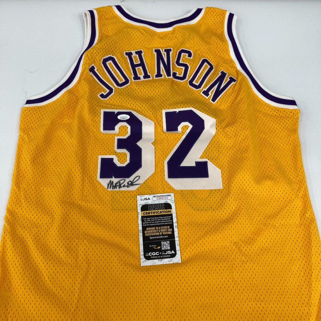 Magic Johnson Autographed 1992-93 Lakers Jersey with JSA Certification: Magic Johnson Autographed 1992-93 Lakers Jersey with JSA Certification This is a Magic Johnson signed professional model jersey from the 1992-93 Los Angeles Lakers season, showcasing the classic yello