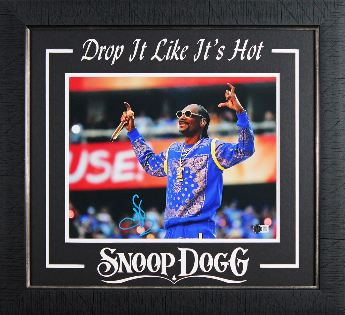 Framed 11x14 Snoop Dogg Autographed Photograph Beckett BAS BM60488 (1 of 2)